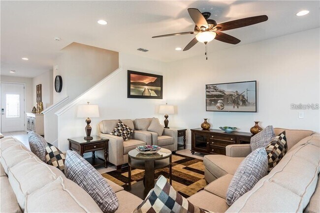 Foto del edificio - 201 Falls Dr