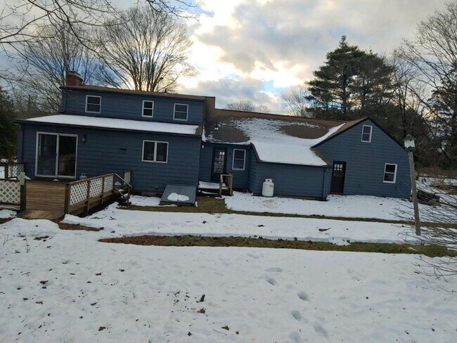 Building Photo - 22 Sunnybrook Dr