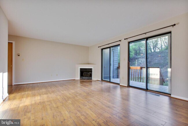 Foto del edificio - 109 Foxfire Dr