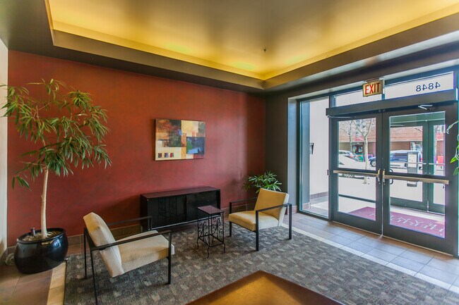 Foto del edificio - 4848 N Sheridan Ave