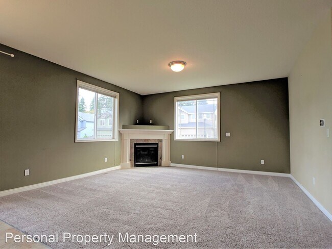 Building Photo - 3 br, 2.5 bath House - 4516 NE 102nd St