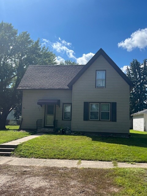 Foto principal - 310 S Madison St