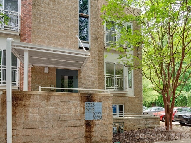 Building Photo - 3729 Picasso Court