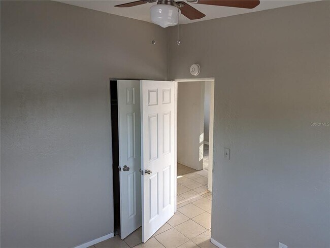 Foto del edificio - 2000 Queensboro Ave S