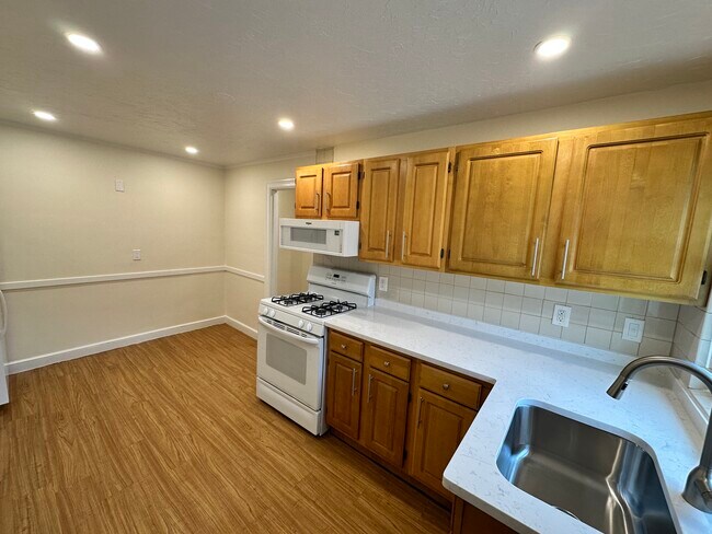 Foto del edificio - 20 Bishop Rd