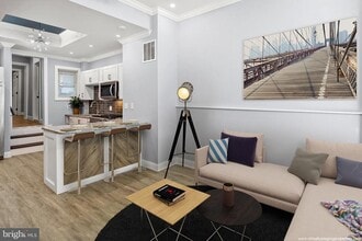 Building Photo - 2112 Eastern Ave