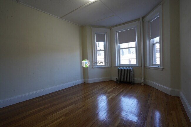 Foto del edificio - 1179 Boylston St