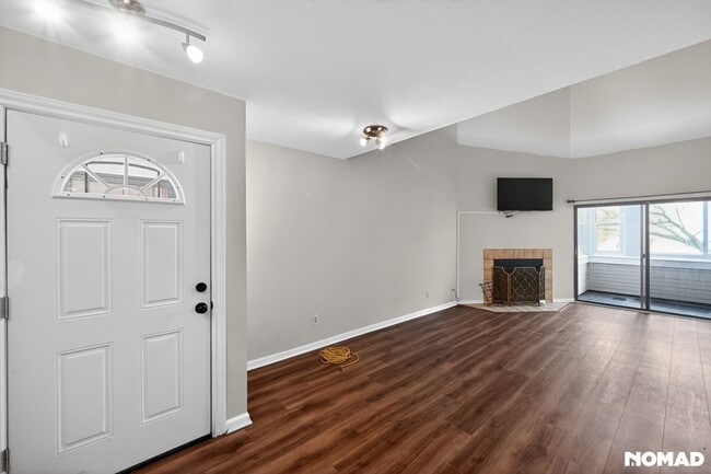 Building Photo - 11123 E Alameda Ave