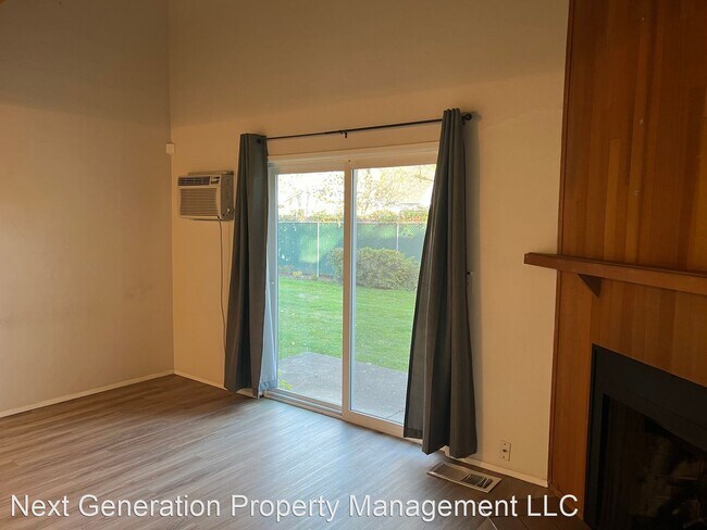 Foto del edificio - 1 br, 1.5 bath House - 1511 Fetters Loop