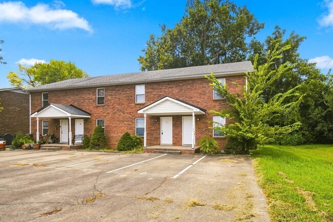 Building Photo - 3264 Tower Dr
