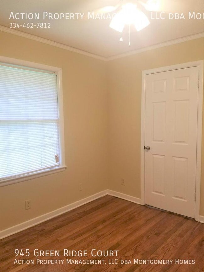 Building Photo - 945 Green Ridge Ct
