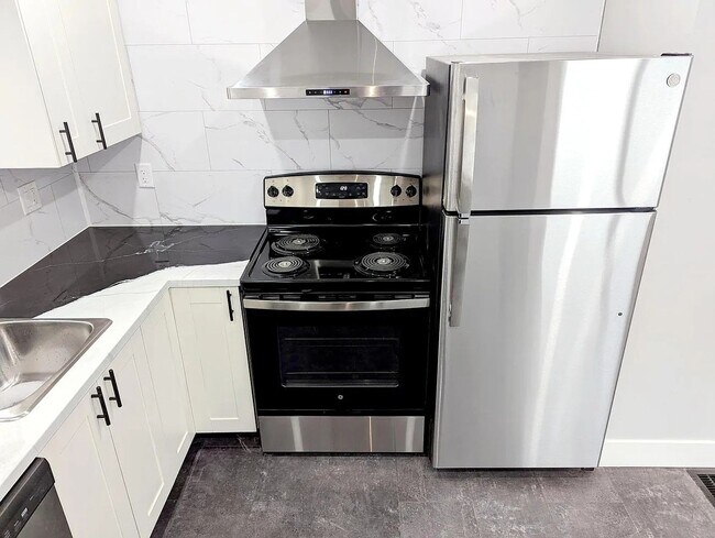 Foto del edificio - 410 Fairfield Ave NW