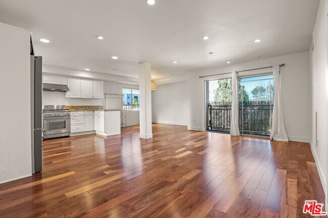 Foto del edificio - 5315 Bellingham Ave