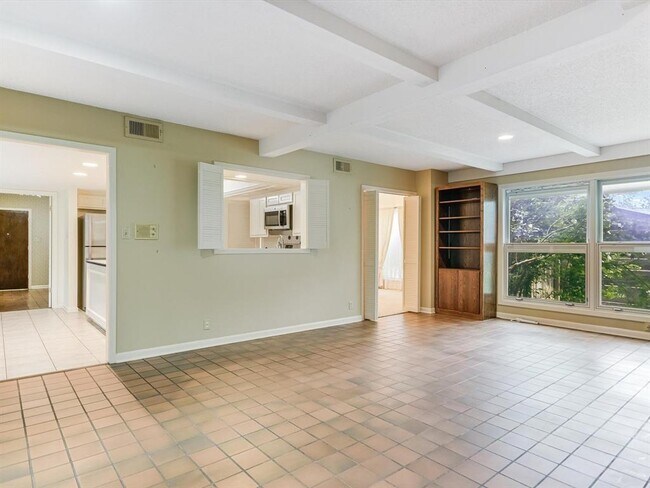 Building Photo - 7107 Spurlock Dr