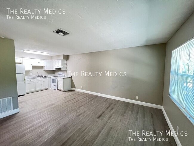 Building Photo - 2055 NW 43rd St