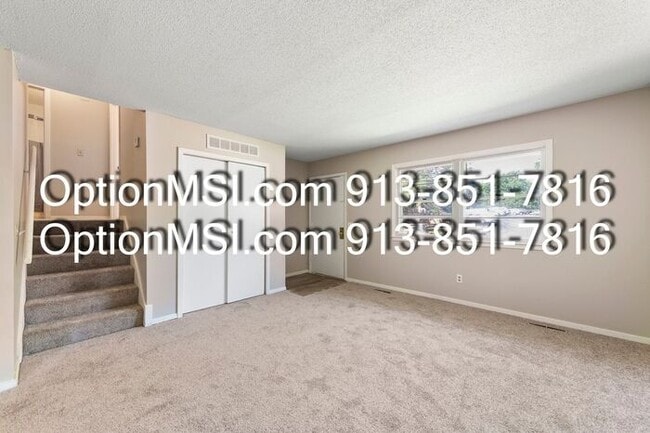 Building Photo - Affordable JOCO duplex~