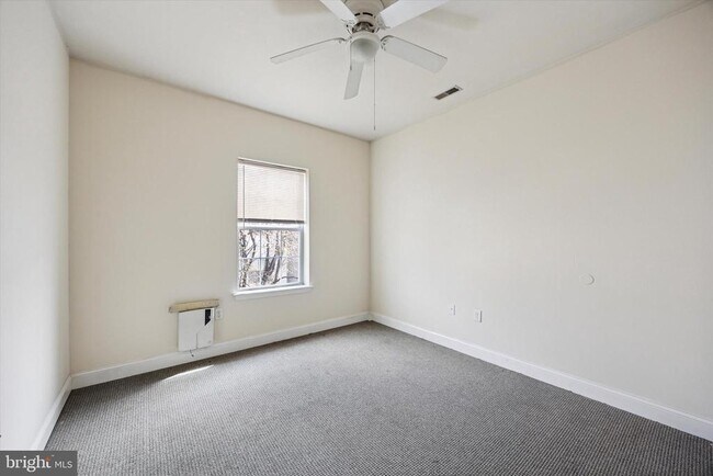 Foto del edificio - 1843 N 18th St