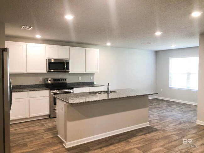 Foto del edificio - 723 Amador Avenue