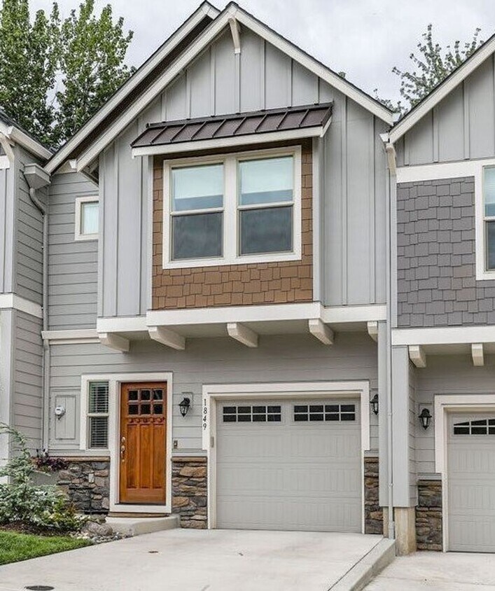 Foto principal - Beautiful Townhome in Camas!