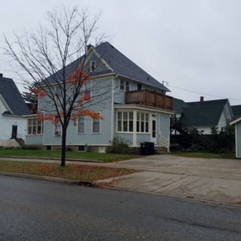 Foto del edificio - 383 Maple Ave