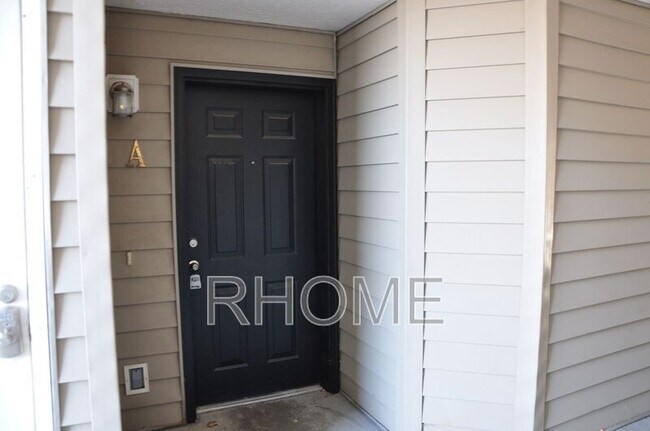 Foto del edificio - 1430 Westbury Way