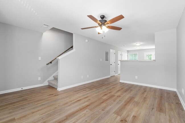 Building Photo - 223 Smithson Ln