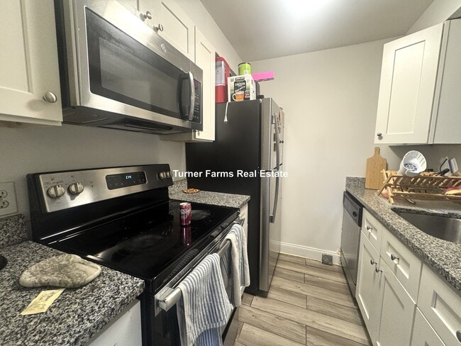 Foto del edificio - 774 Columbus Ave