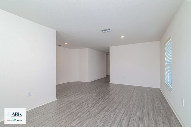 Building Photo - 217 Kensington View Blvd