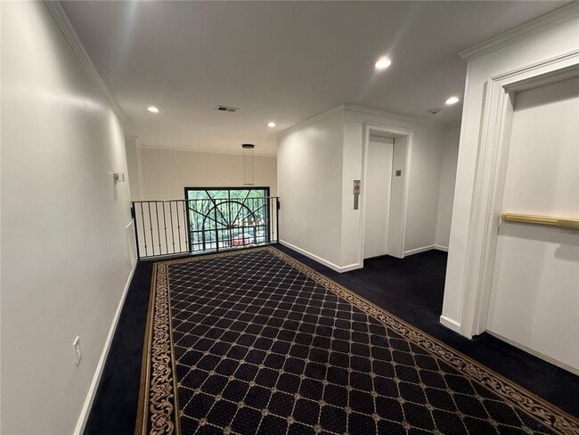 Foto del edificio - 1308 Pine Heights Dr NE