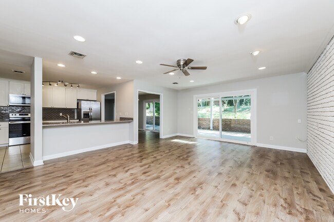 Foto del edificio - 640 Valley Brook Ln