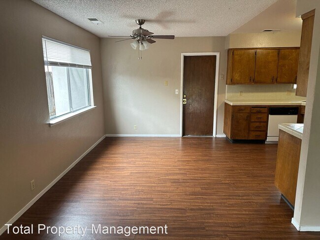 Building Photo - 3 br, 2 bath House - 525 S. Vista St