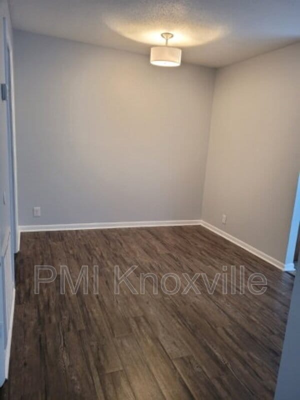 Building Photo - 9120 Woodpark Ln NW