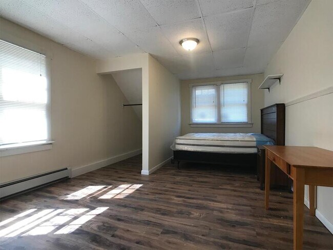 Foto del edificio - 288 Hoosick St