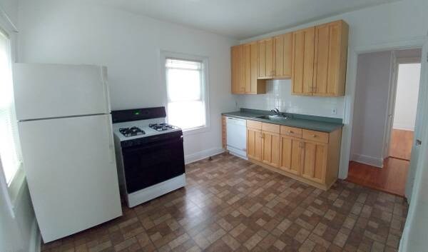 Foto del edificio - 27 Edgewood St