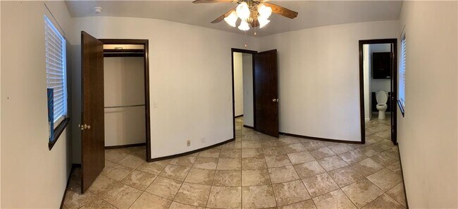 Foto del edificio - 2401 N 2401 Rd