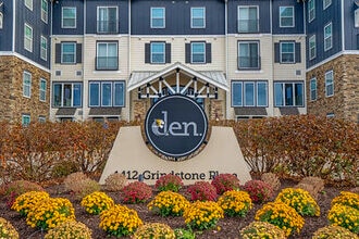 Building Photo - The Den