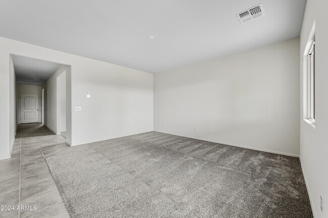 Building Photo - 18259 N Presley Ln