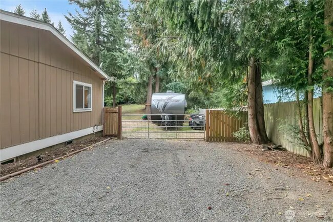 Foto del edificio - 18708 229th Ave E