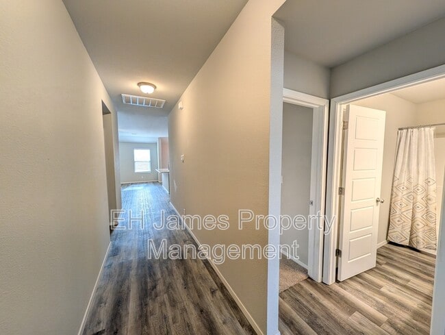 Building Photo - 8538 E 161st Pl S