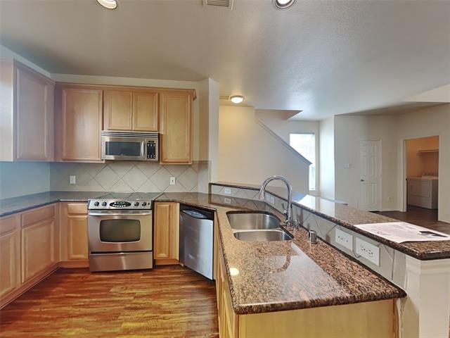 Foto del edificio - 7416 Coronado Ave