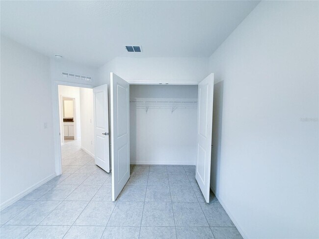 Building Photo - 3927 Sagefield Dr