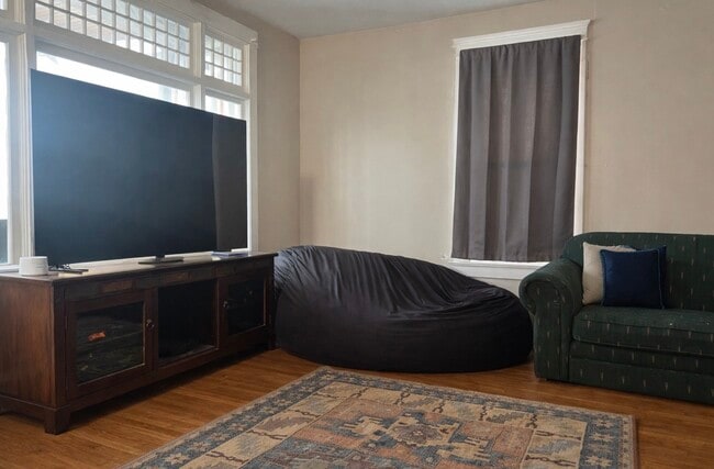 Foto del edificio - 223 Hudson St