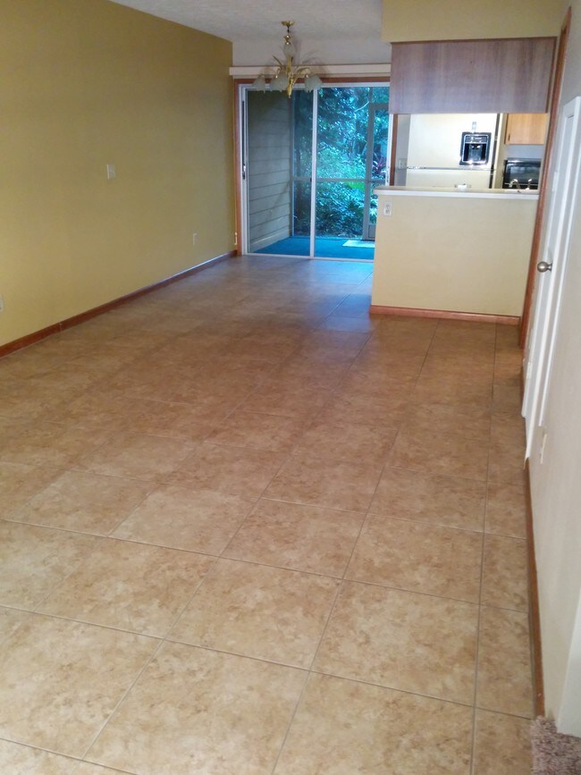 Foto del edificio - 608 Lynchburg Dr