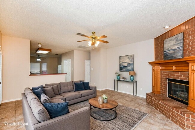 Foto del edificio - 744 Teresa Dr