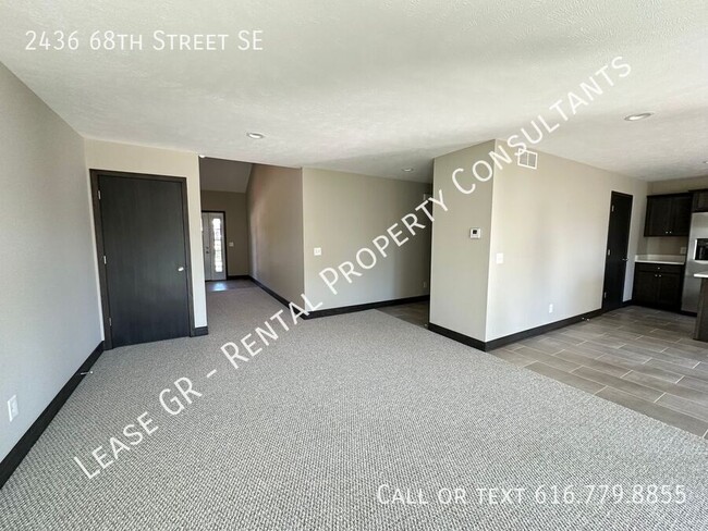 Building Photo - New 4 Bedroom Duplex in Caledonia!