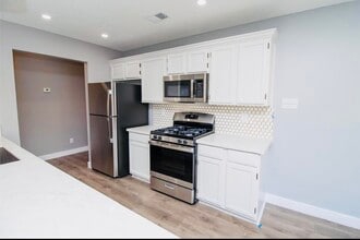 Building Photo - 10502 Linecamp Dr