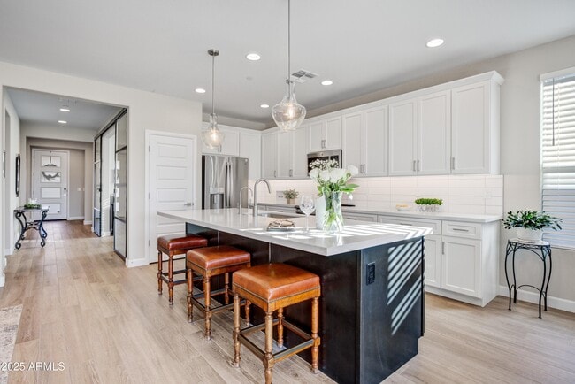 Building Photo - 18316 E Spring Valley Ct