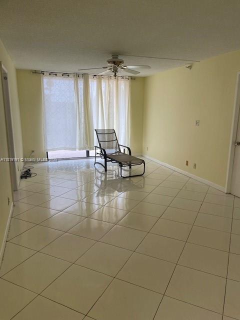 Foto principal - 290 174th St St
