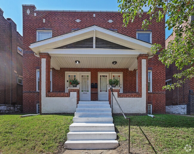 Building Photo - 3337 Salena St
