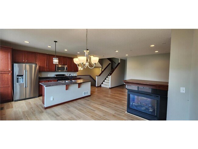 Foto del edificio - 11917 Emery Village Dr N